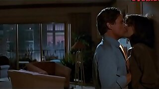 Jeanne Tripplehorn raunchy intercourse with Michael Douglas from Basic Instinct