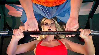 Stunning Milf Andi Avalon Pulls Her Leggings Down And Sits On Her Personal Trainer's Face - MYLF